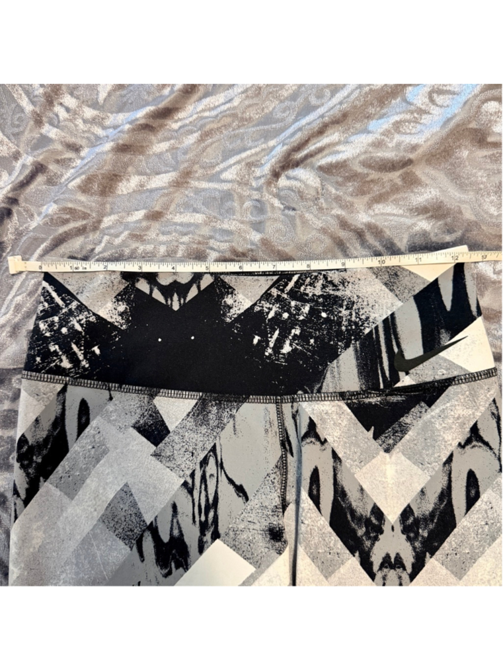 Nike Dri-FIT Capri Leggings Women's Small (b1) - Picture 9 of 12